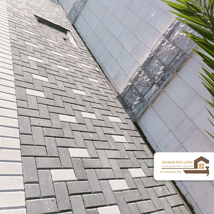 تركيب بلاط للرصيف